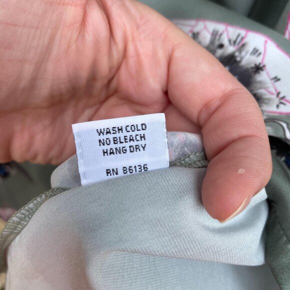 Bryn Walker Diego Tunic Size Medium Floral Print Bell Sleeve Green Sz M New - Picture 10 of 13